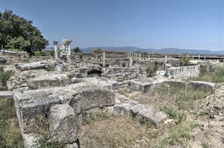 Where is the city of Magnesia?