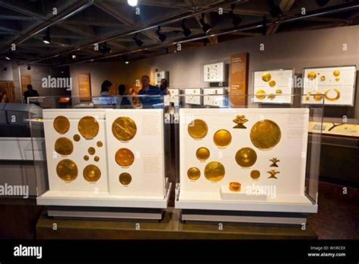 Where is the pre-Columbian Gold Museum?