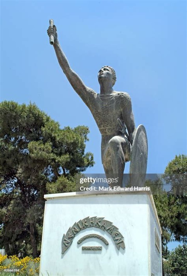 Where is the Statue of Pheidippides?