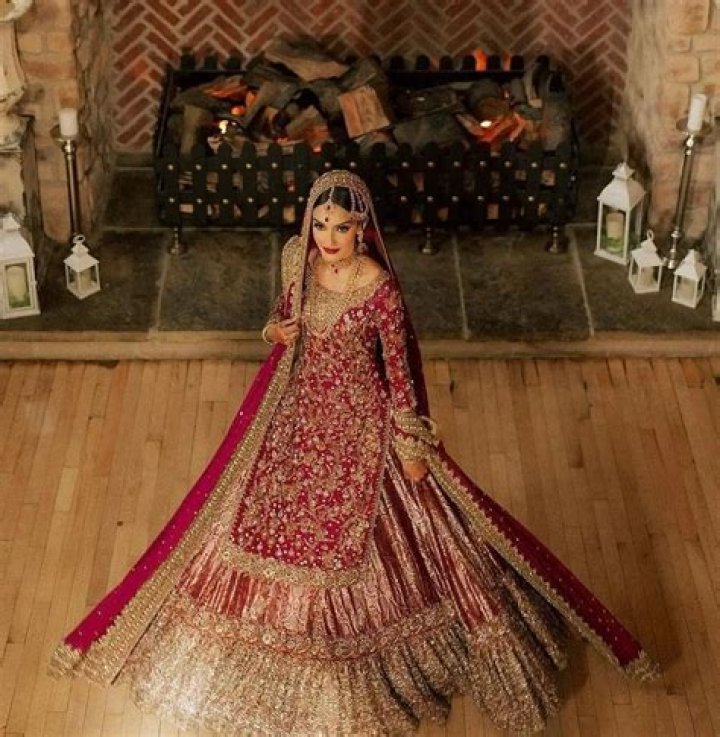 Where to buy Pakistani bridal dresses 2021 in Pakistan?