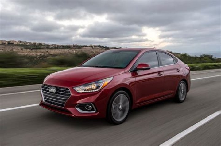 Which is bigger Hyundai Accent or Ford Focus?