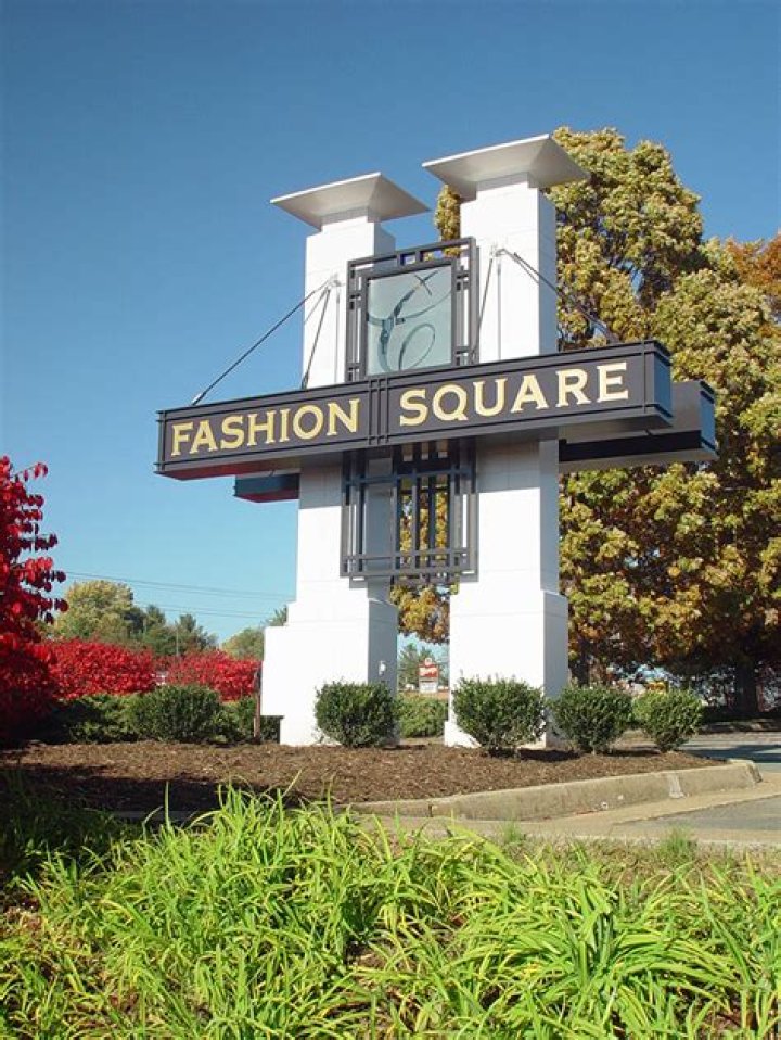 Who bought Fashion Square Mall Charlottesville VA?
