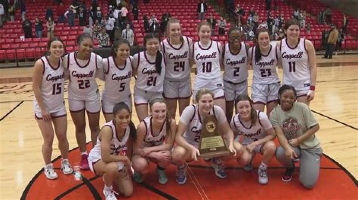 Who has the most basketball state championships in Texas?
