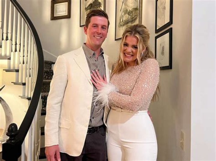 Who is Lauren Alaina husband?