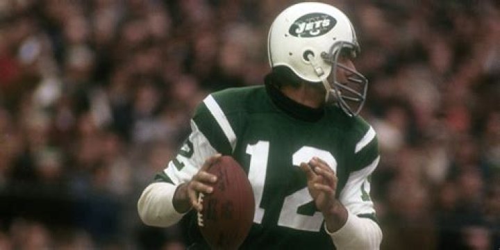Who was the quarterback for San Francisco in the 80s?