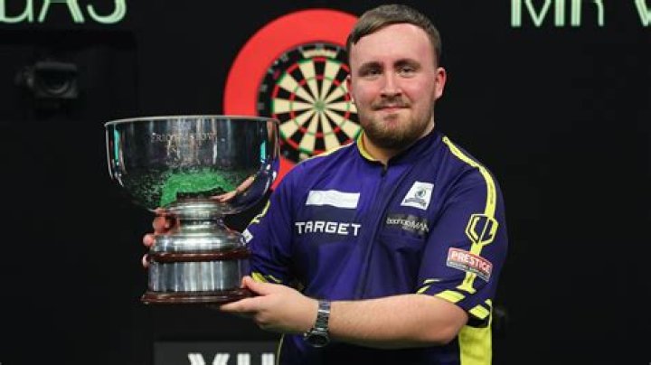 Who won the Grand Slam of Darts tonight?