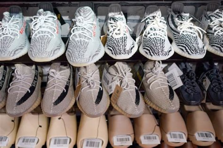 Why are Yeezy 750 so expensive?