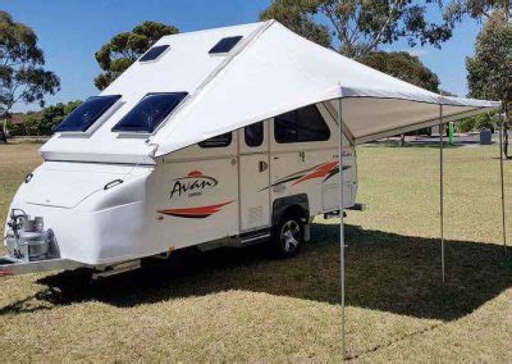 Why choose our Avan awnings?