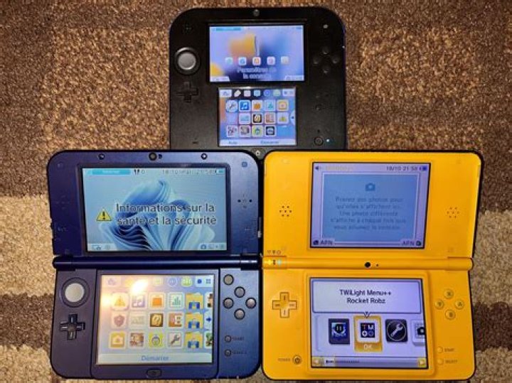 Why did Nintendo discontinue miiverse?