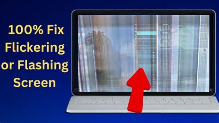 Why does my screen keep flashing Windows 7?